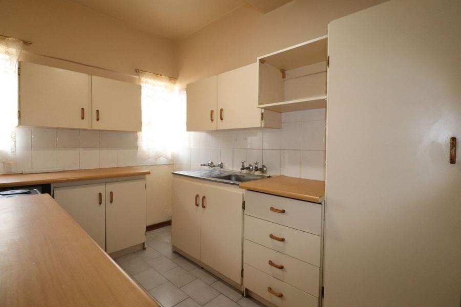 To Let 2 Bedroom Property for Rent in Adamayview North West